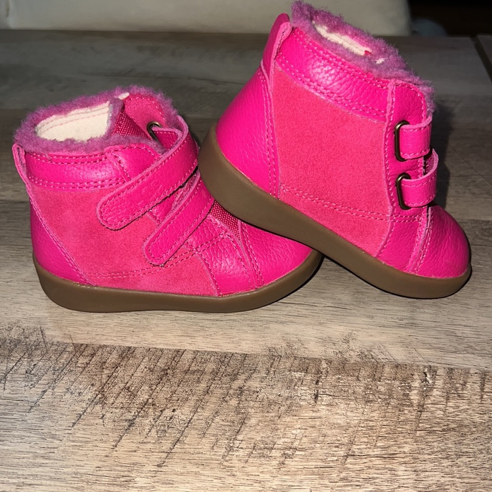 UGG Baby Rennon II Leather/Suede Sneakers